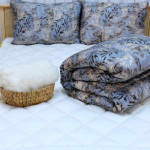 Woollyset Çift Kişilik Saten Yün Yorgan (Ardıç)